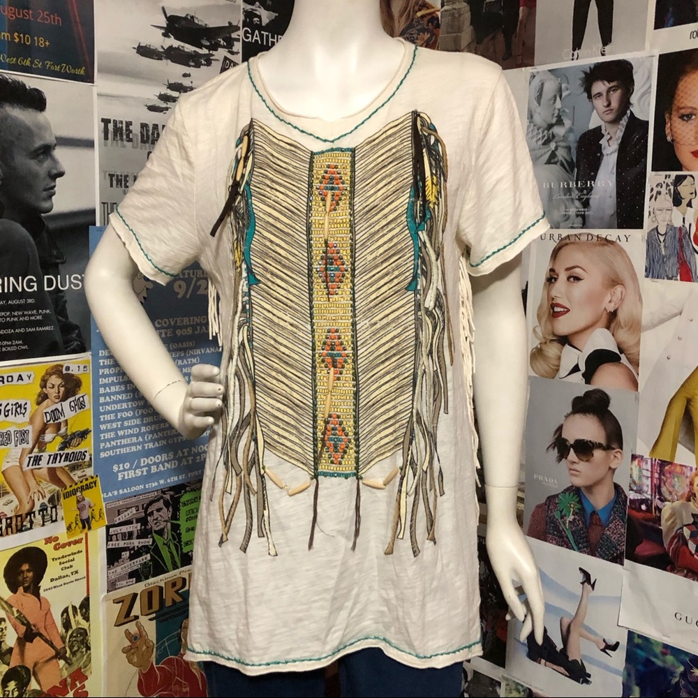 Double D Ranch Tee w Native Jewelry Print - Sz L